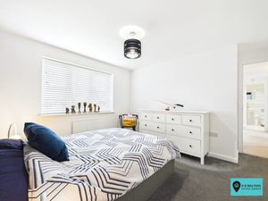 Bedroom- click for photo gallery